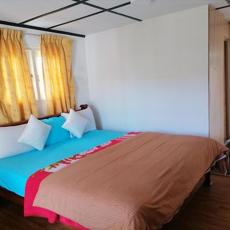 Himawari Hills Hotel Nuwara Eliya Bagian luar foto