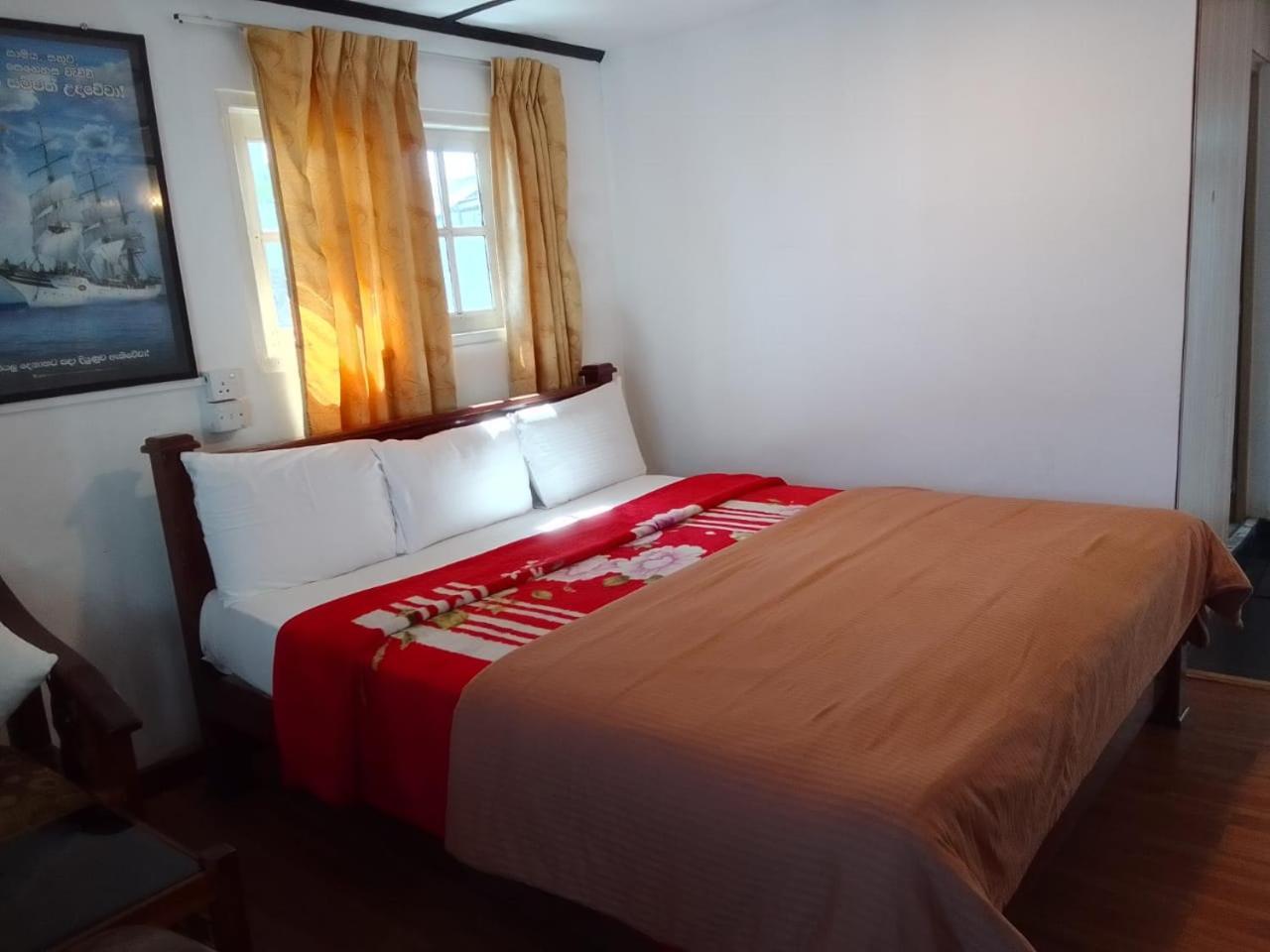 Himawari Hills Hotel Nuwara Eliya Bagian luar foto