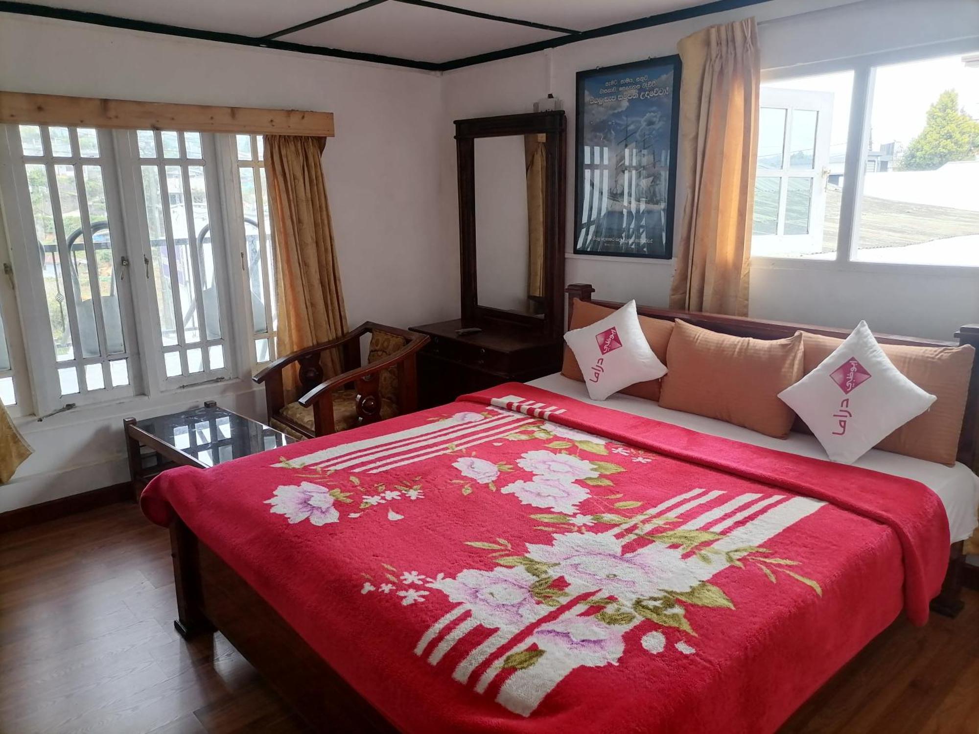 Himawari Hills Hotel Nuwara Eliya Bagian luar foto