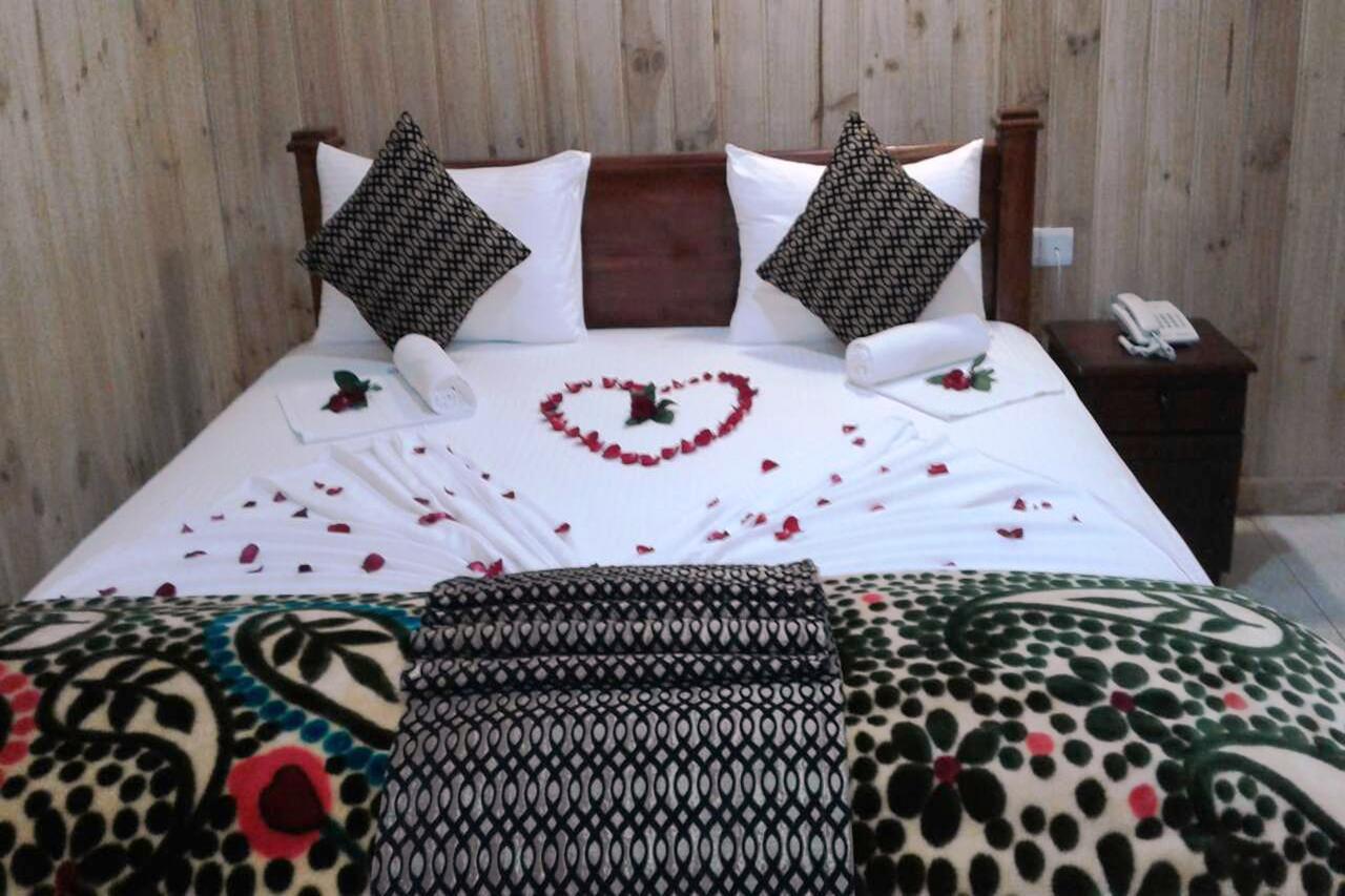 Himawari Hills Hotel Nuwara Eliya Bagian luar foto
