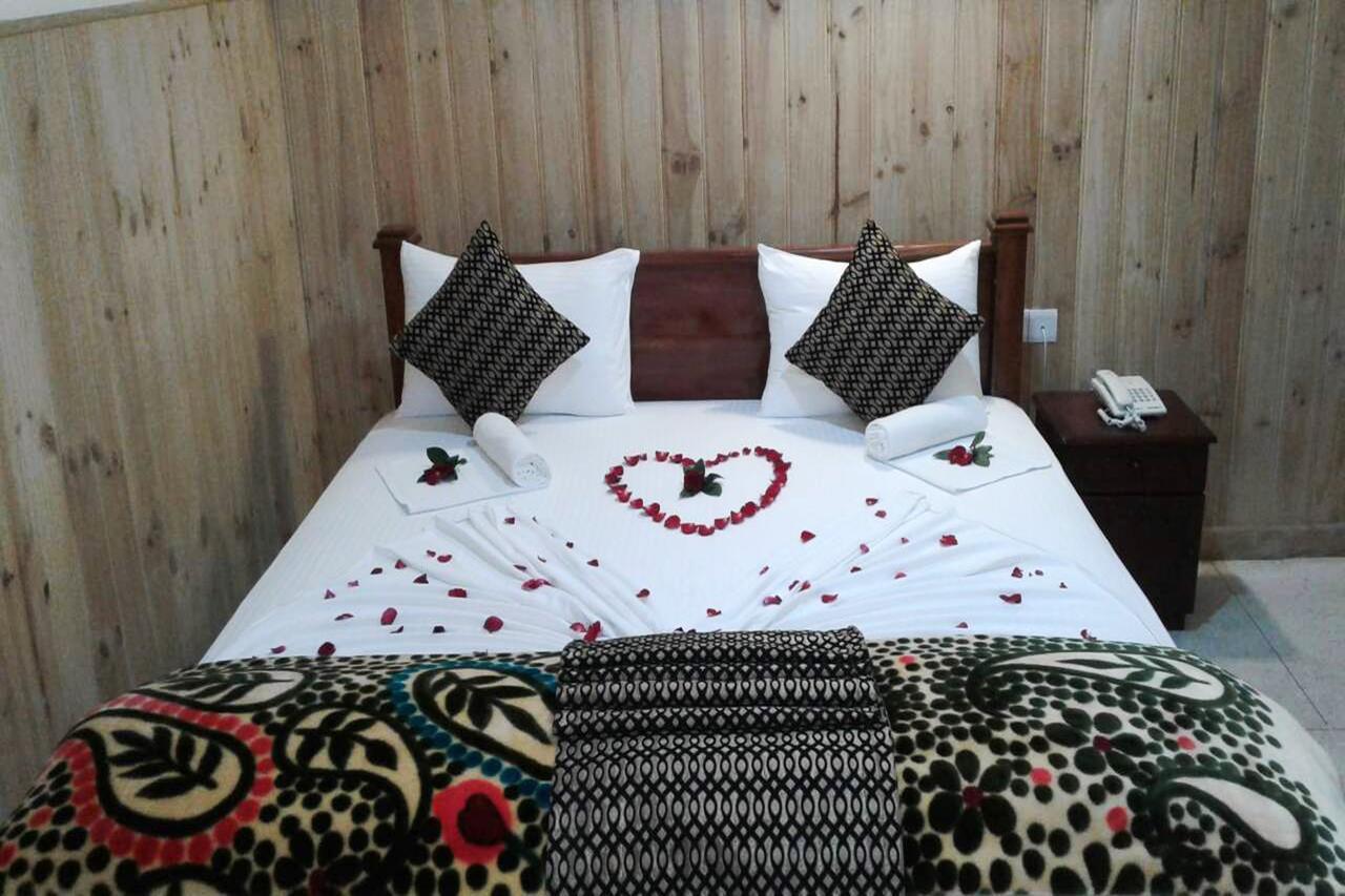 Himawari Hills Hotel Nuwara Eliya Bagian luar foto